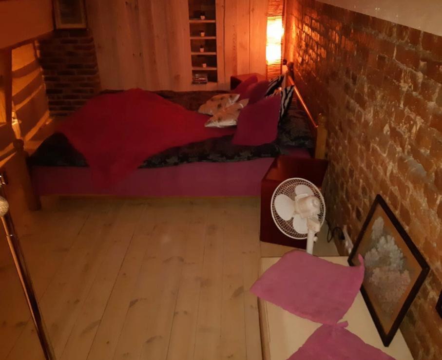 2 Story Studio Apartment Free Parking Included Riga Esterno foto